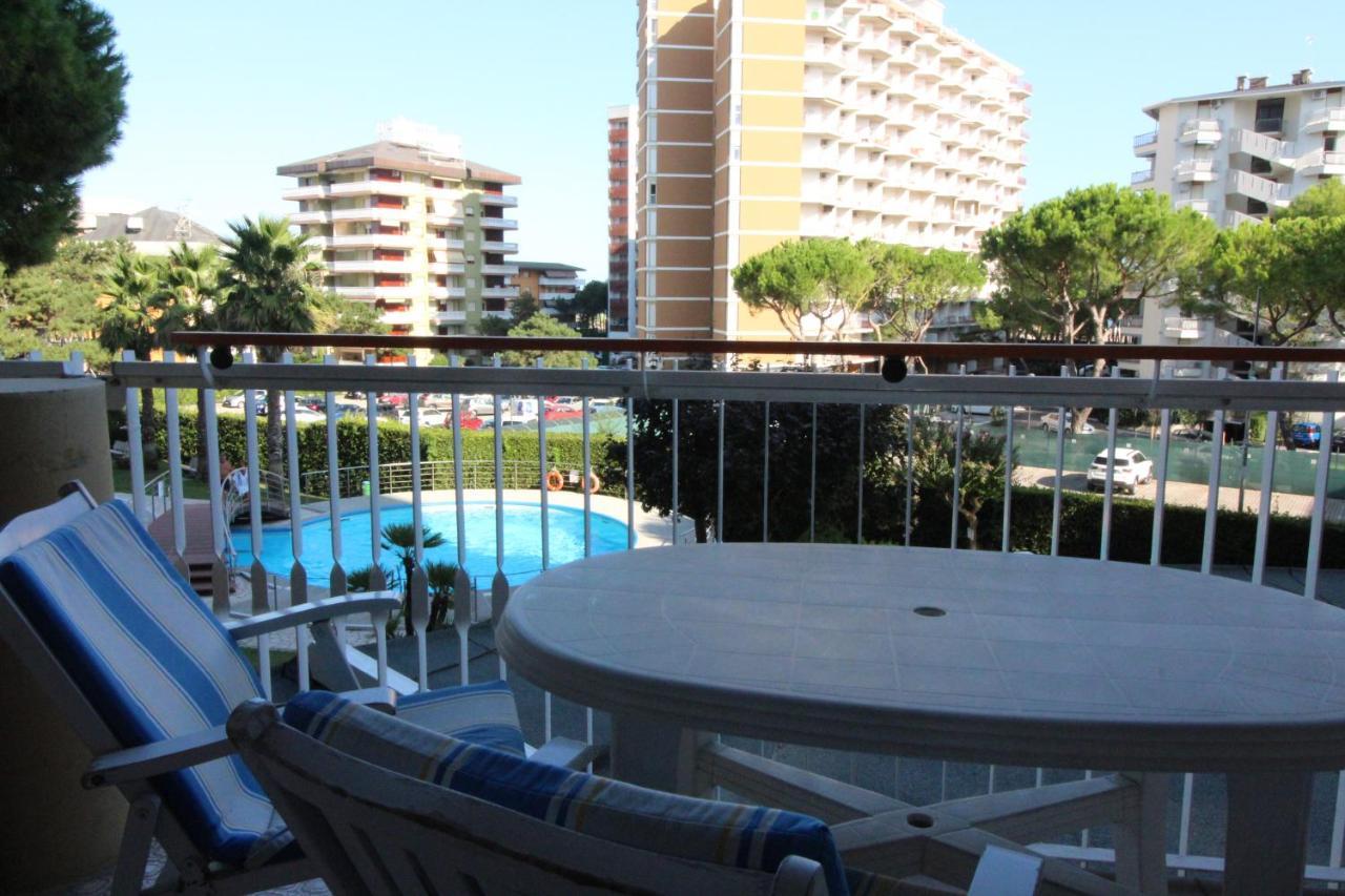 Appartamenti Puerto Do Sol Lignano Sabbiadoro Exterior foto