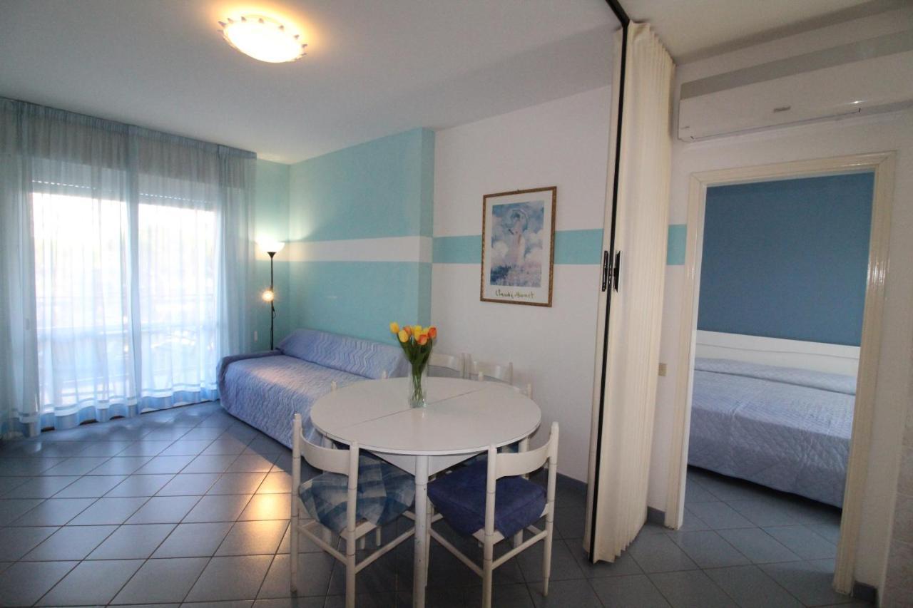 Appartamenti Puerto Do Sol Lignano Sabbiadoro Exterior foto